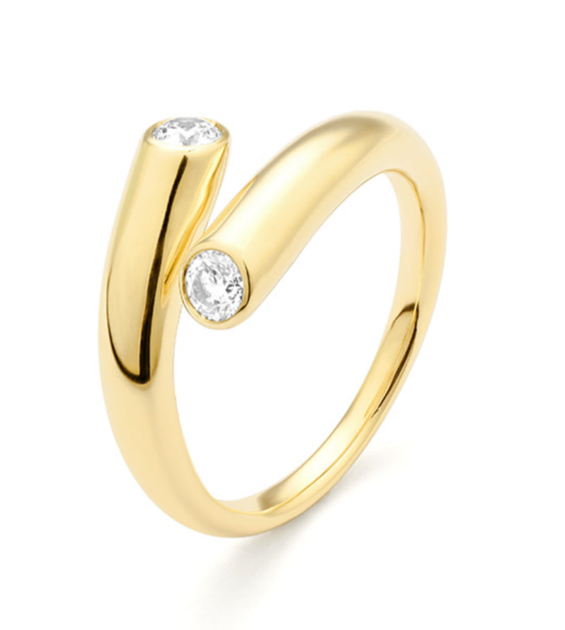 Sleek & Twisted Ring